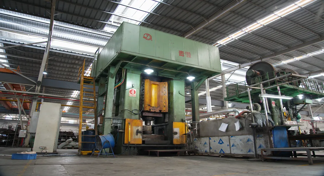 Cookware factory production line - 2500-ton screw press stamping equipment on factory floor - B2B supplier audit
