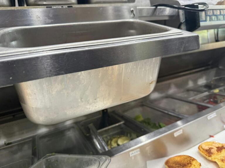 stainless-steel-food-pan-commercial-kitchen