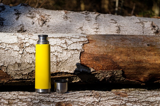 thermos-wholesale-factory-floor