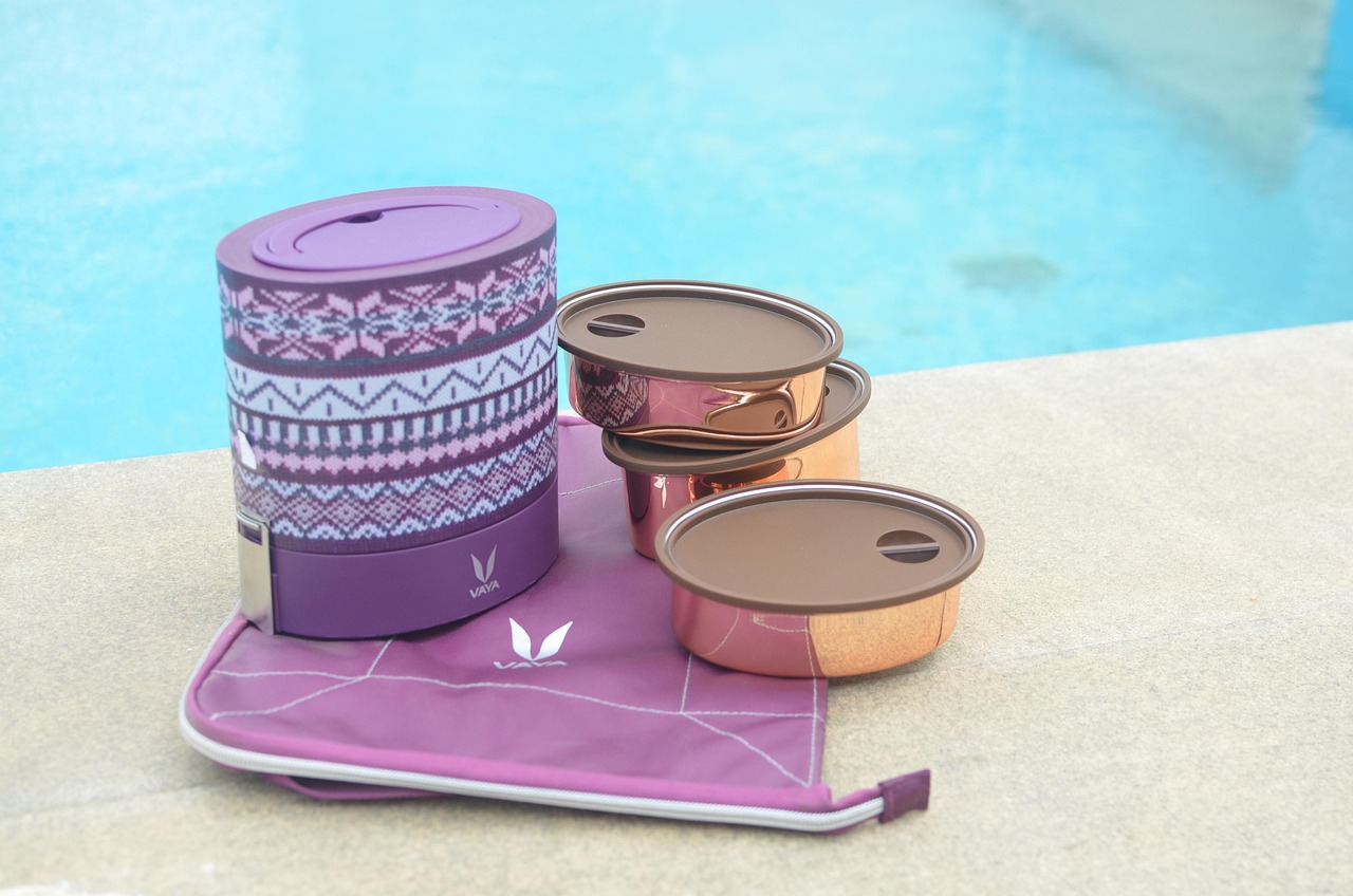 Different types of stainless steel tiffin box designs Bombay round rectangular insulated